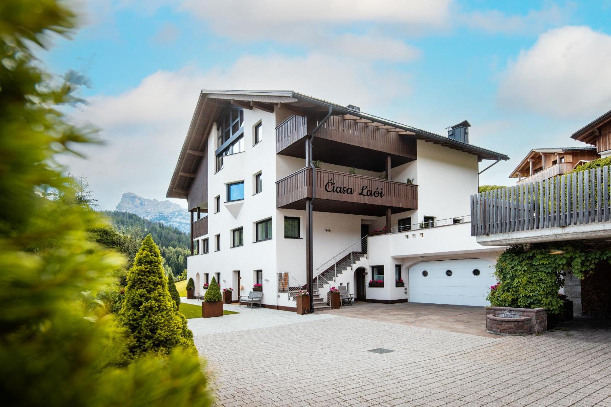 Apartment Ciasa Laoi San Cassiano  Exterior photo